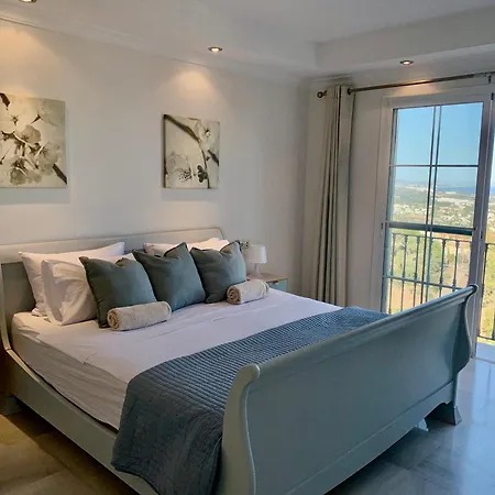 Panoramic Sea Views Apartmán Benahavís